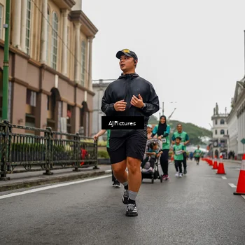 Runner Photo 8587087