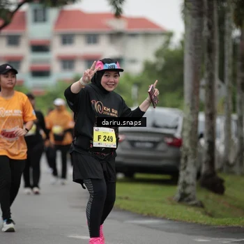 Runner Photo 8587113