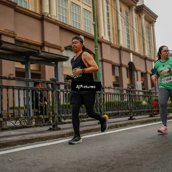 Runner Photo 8587172