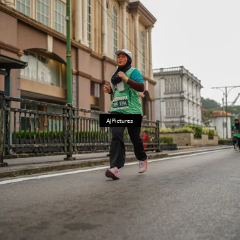 Runner Photo 8587182