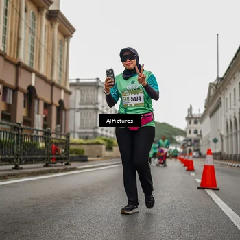 Runner Photo 8587270