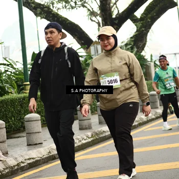 Runner Photo 8587325