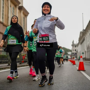 Runner Photo 8587335