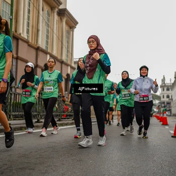 Runner Photo 8587347