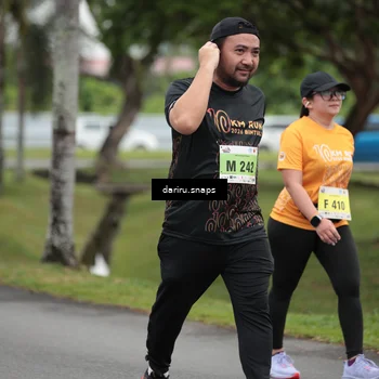 Runner Photo 8587365