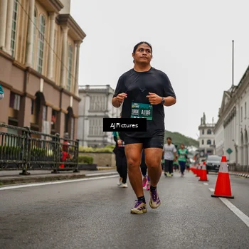 Runner Photo 8587563