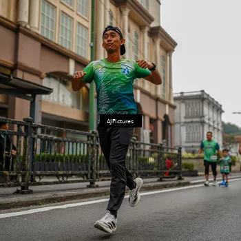 Runner Photo 8587632