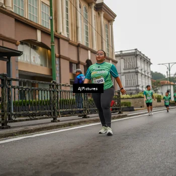 Runner Photo 8587659