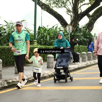 Runner Photo 8587696