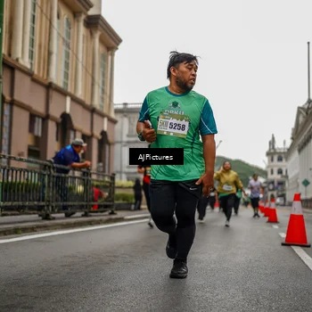 Runner Photo 8587753