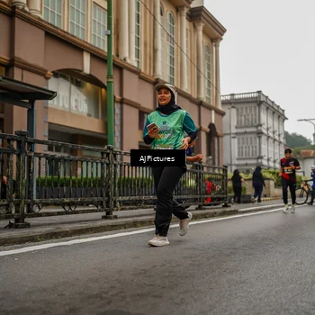 Runner Photo 8587766