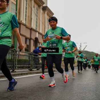 Runner Photo 8587772
