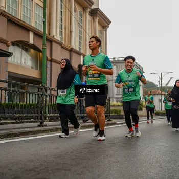 Runner Photo 8587812