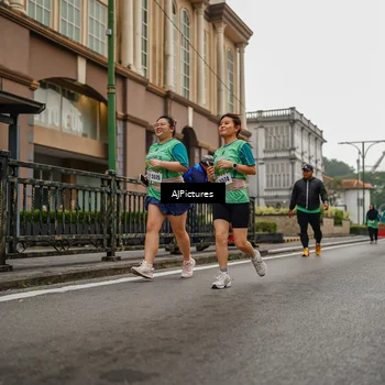 Runner Photo 8587834