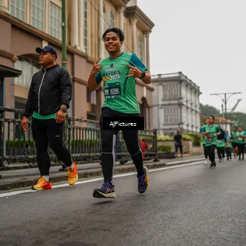 Runner Photo 8587842