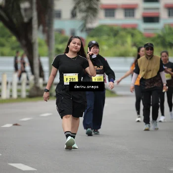 Runner Photo 8587861