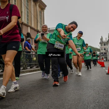 Runner Photo 8587888