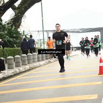 Runner Photo 8587903