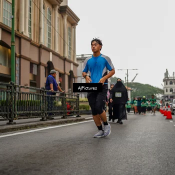 Runner Photo 8587919