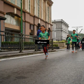Runner Photo 8587924