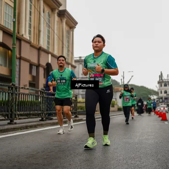 Runner Photo 8587939