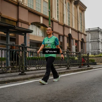 Runner Photo 8588044