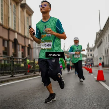 Runner Photo 8588052