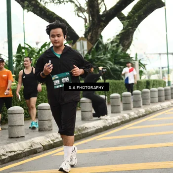 Runner Photo 8588053