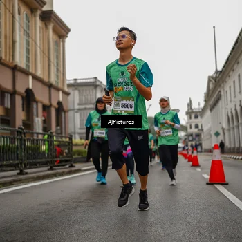 Runner Photo 8588059