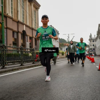 Runner Photo 8588130