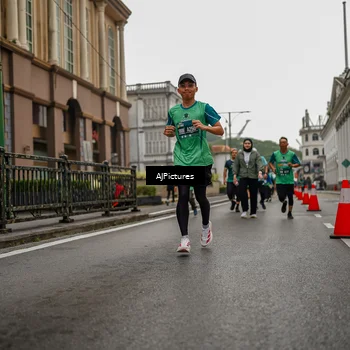 Runner Photo 8588156
