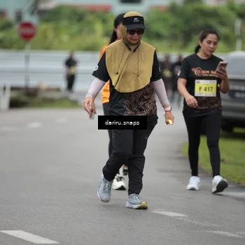 Runner Photo 8588157