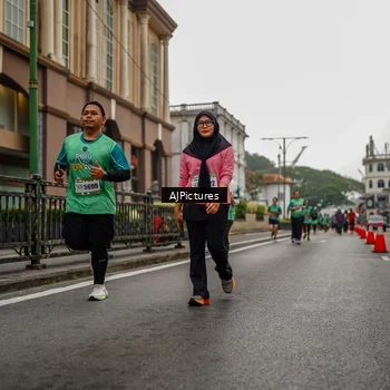 Runner Photo 8588176