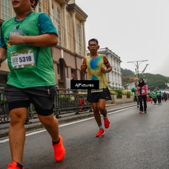 Runner Photo 8588181