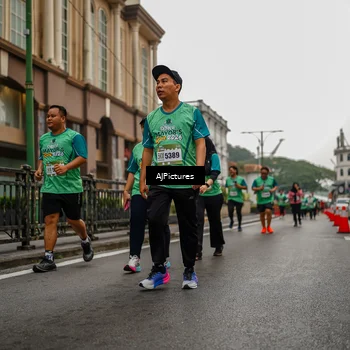 Runner Photo 8588186