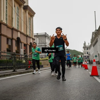 Runner Photo 8588222
