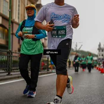 Runner Photo 8588235