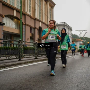 Runner Photo 8588262