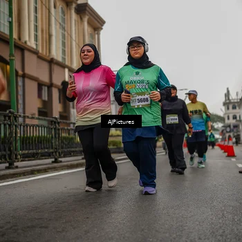 Runner Photo 8588280