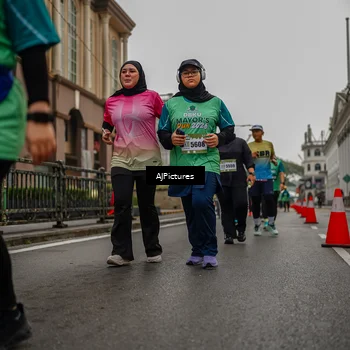 Runner Photo 8588281