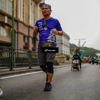 Runner Photo 8588305