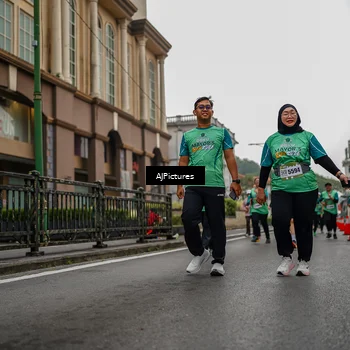 Runner Photo 8588323