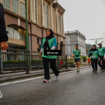 Runner Photo 8588353