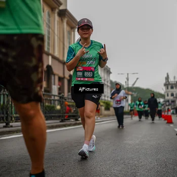 Runner Photo 8588376