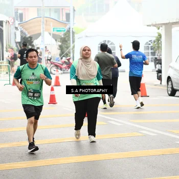 Runner Photo 8588383
