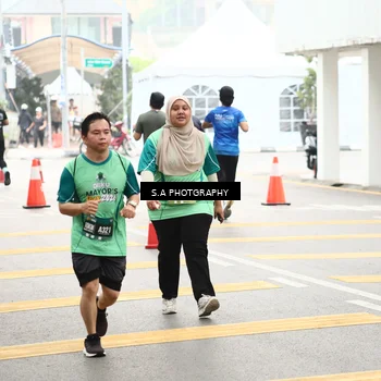 Runner Photo 8588404