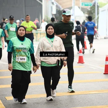 Runner Photo 8588438