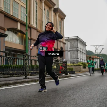 Runner Photo 8588456
