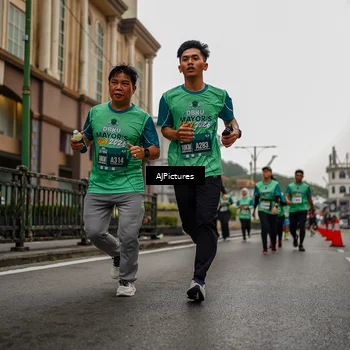 Runner Photo 8588465