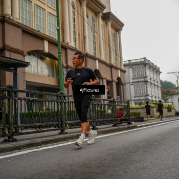 Runner Photo 8588469